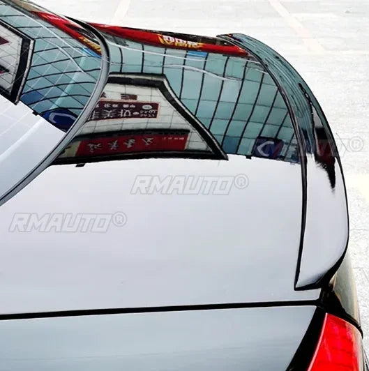 Car Rear Trunk Spoiler Exterior Part Car Rear Spoiler Wing for Mercedes-Benz W211 E-class E200 E260 2003-2007 Car Accessories